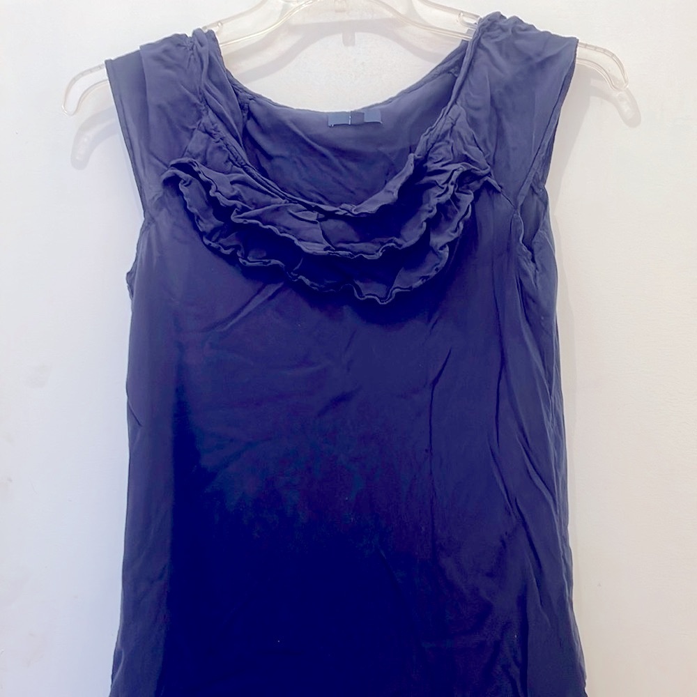 Vintage gap tank with ruffles navy blouse size medium year 2010